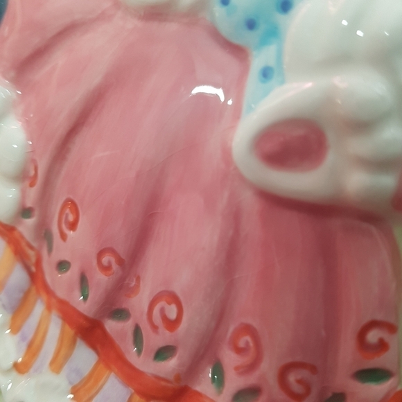 Gkro 3D Embossed Easter Plate Platter, 12" - Picture 5 of 11